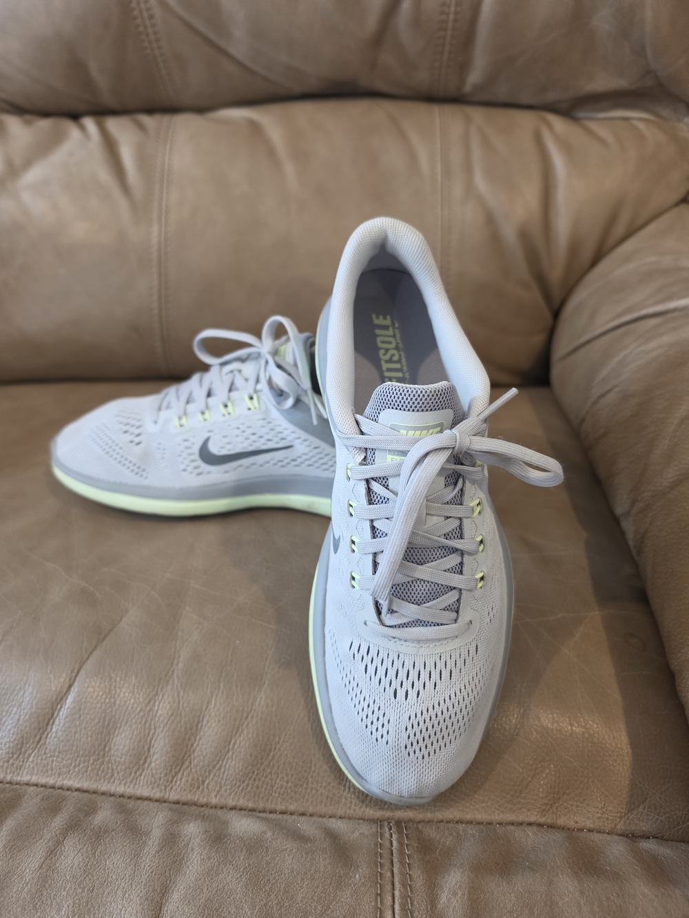 Nike Flex Running Shoes Women's Light Grey & Lime Size 9